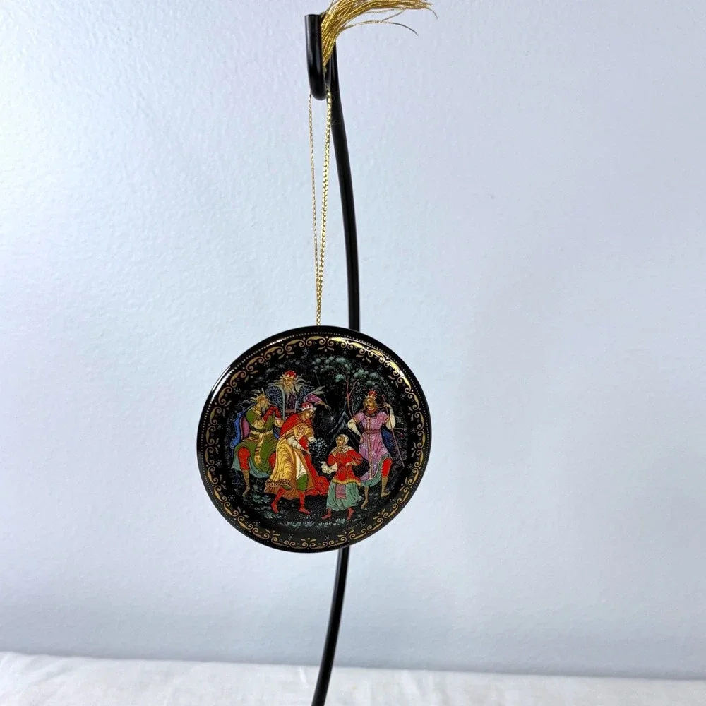 N/A vintage lacquer